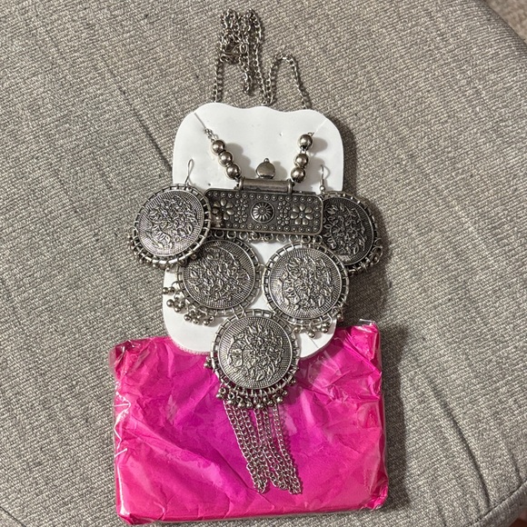 Jewelry - Necklace and earring set